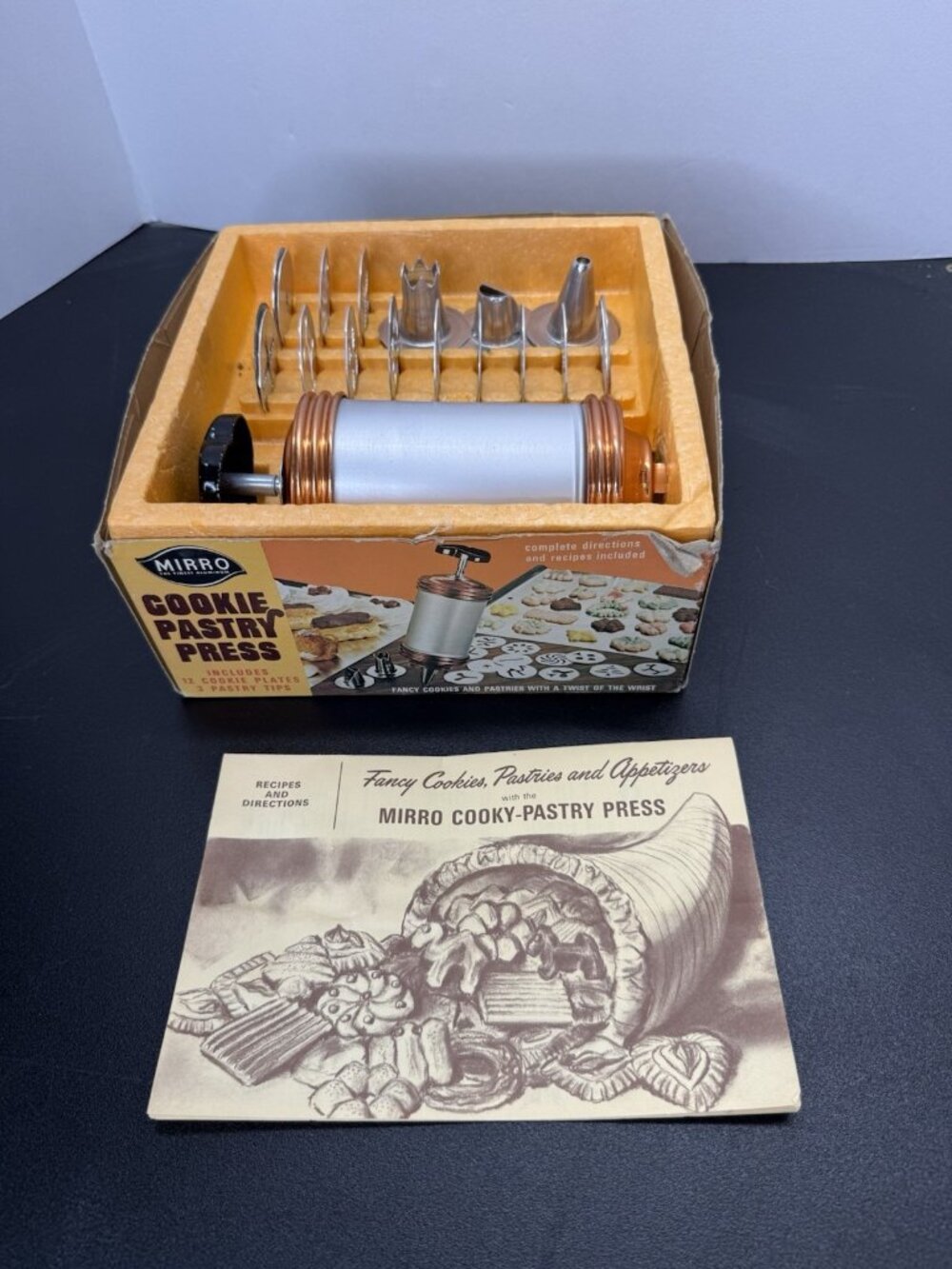 Vintage 1980s Mirro Cookie Press Copper Cooky Pastry Spritz 15 Discs Box 3 Tips